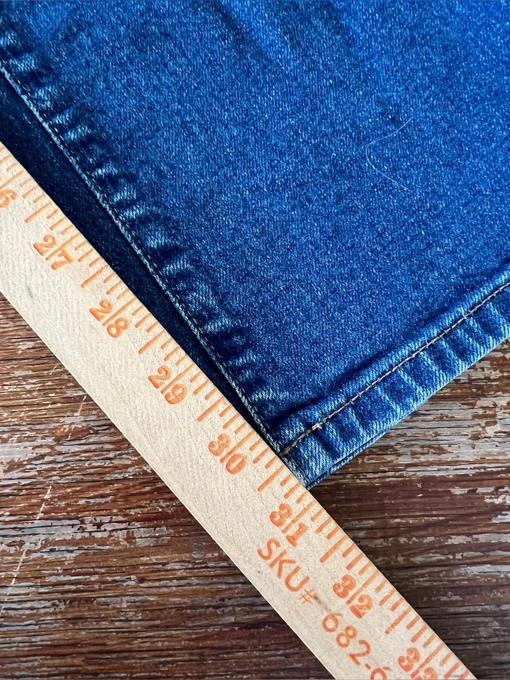 L.L. Bean 1912 Standard Fit Straight Leg Dark Wash Blue Jeans 30x32